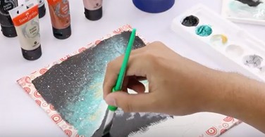 Vẽ bầu trời đêm trên giấy Canvas bằng Sơn Acrylic